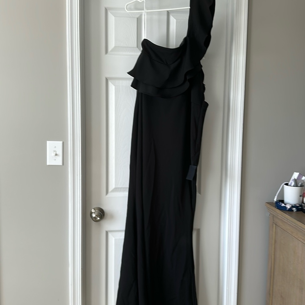 Never Worn Lulu’s Wedding Guest Dress